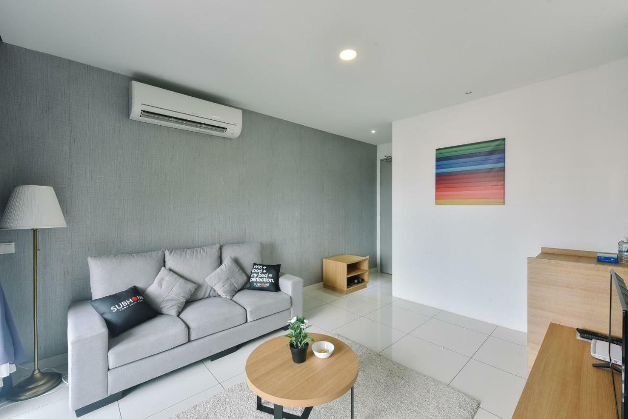 1 Tebrau Suites By Subhome Джохор-Бару Экстерьер фото
