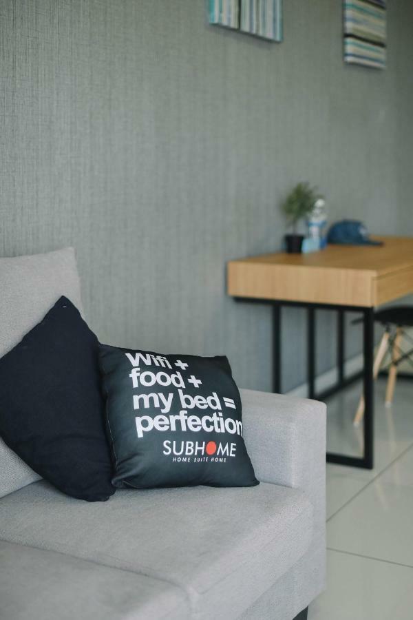 1 Tebrau Suites By Subhome Джохор-Бару Экстерьер фото