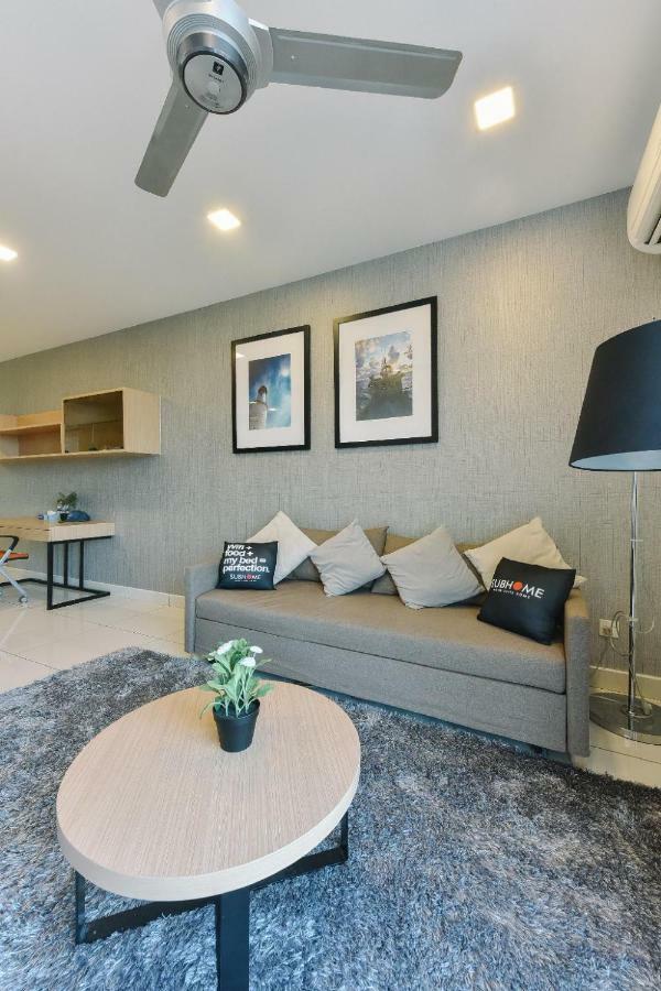 1 Tebrau Suites By Subhome Джохор-Бару Экстерьер фото